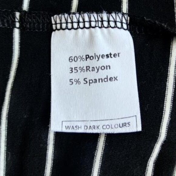 Black and White Stripe Ruched Sleeveless Shirt - Picture 4 of 4